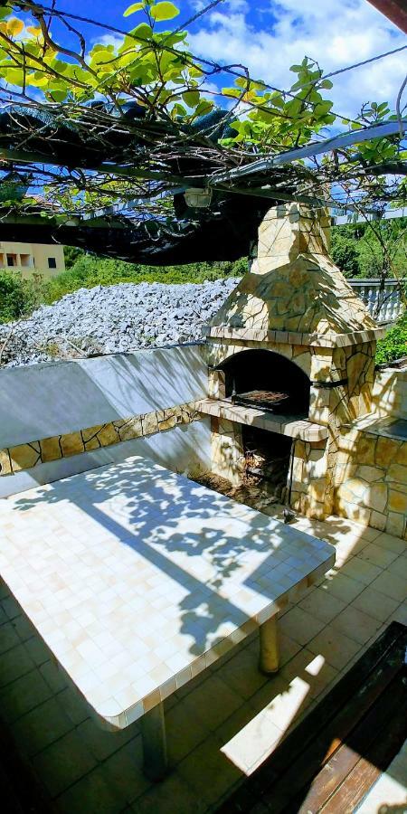 Apartman Dineva Trogir Exterior photo
